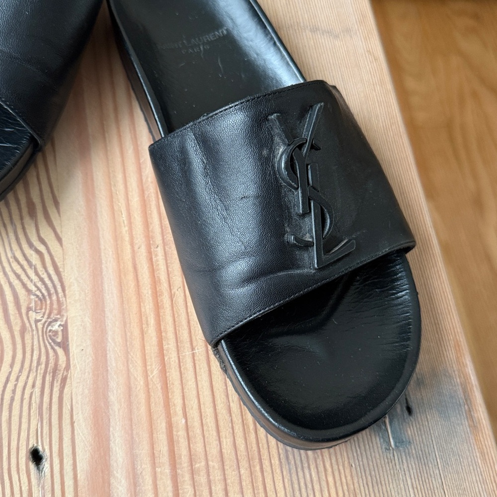 YSL slides - Picture 3 of 6